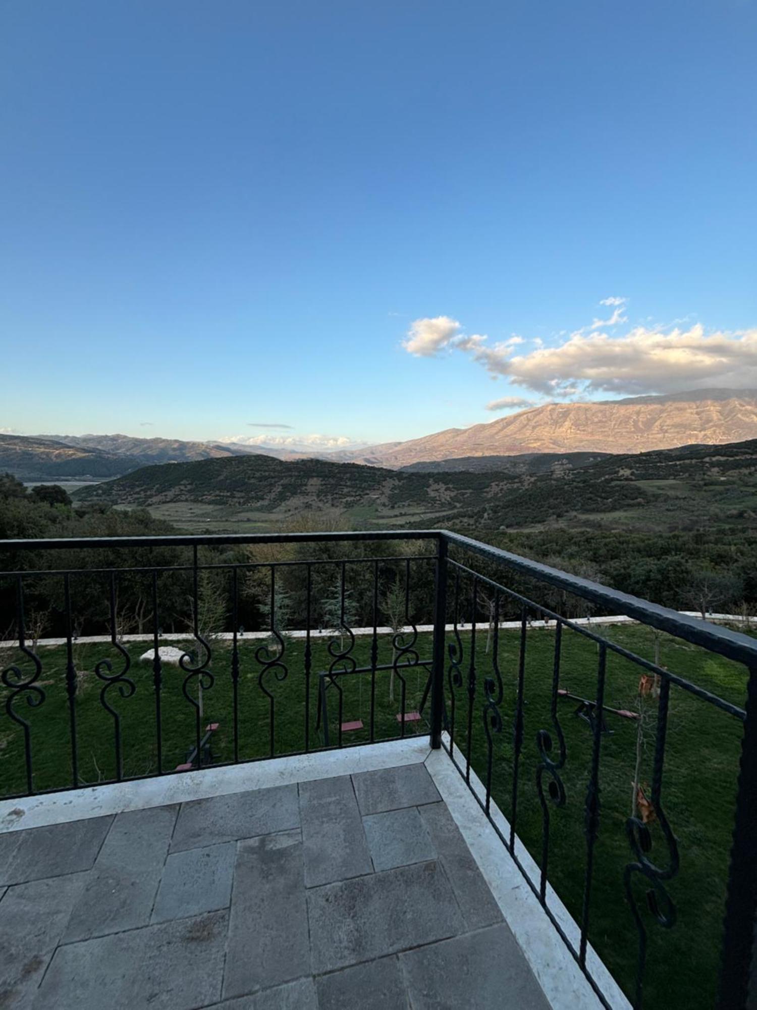 فندق Gle-Alb Agrotourism Tepelene المظهر الخارجي الصورة